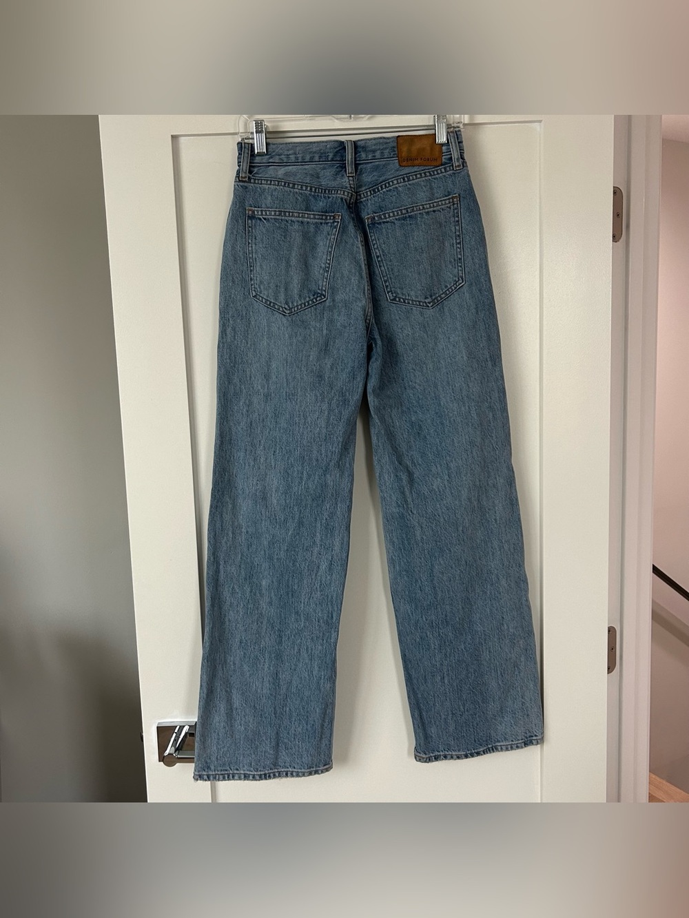 Aritzia Denim Forum The Farrah Hi-Rise Wide Leg Jean 30L Blue Denim Size 26 - Picture 6 of 15